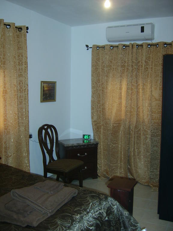 Jerusalem Hills Inn Abu Ghaush Номер фото